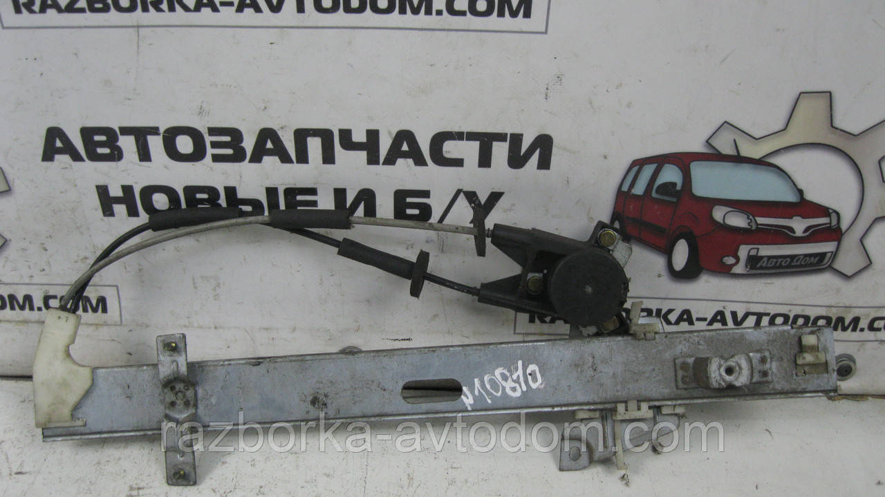 Склопідіймач передній правий (механічний) Mazda 121 DB (1990-1996) OE: D061-58-560B