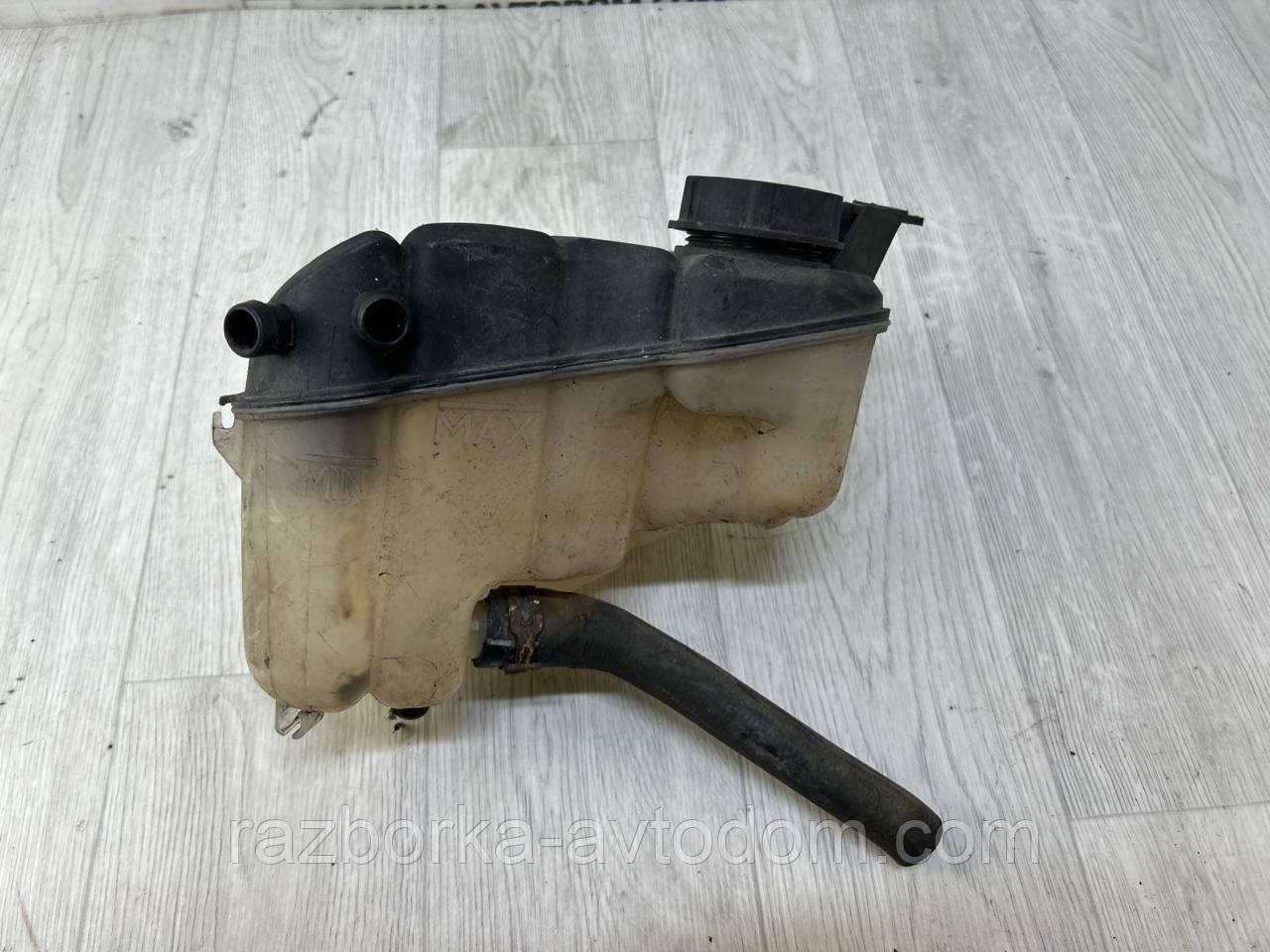 Бачок розширювальний Ford S-Max (06-15, Mondeo (07-11), Volvo cx60, cx70 OE:6g918k218d2l4a фото 2