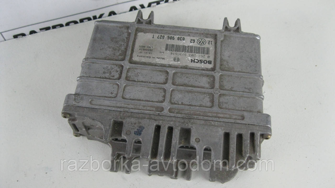 Блок керування двигуном мозку ЕБУ Volkswagen Golf 3 (1991-1997) OE:030906027T