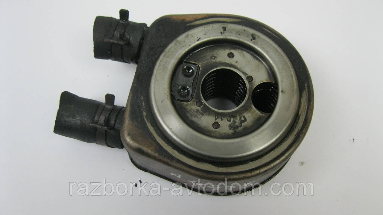 Оливний (масляний) радіатор Renault Megane 2, Laguna 2, Scenic 2, Trafic, Suzuki Grand Vitara 1.9DCI OE:7700114039