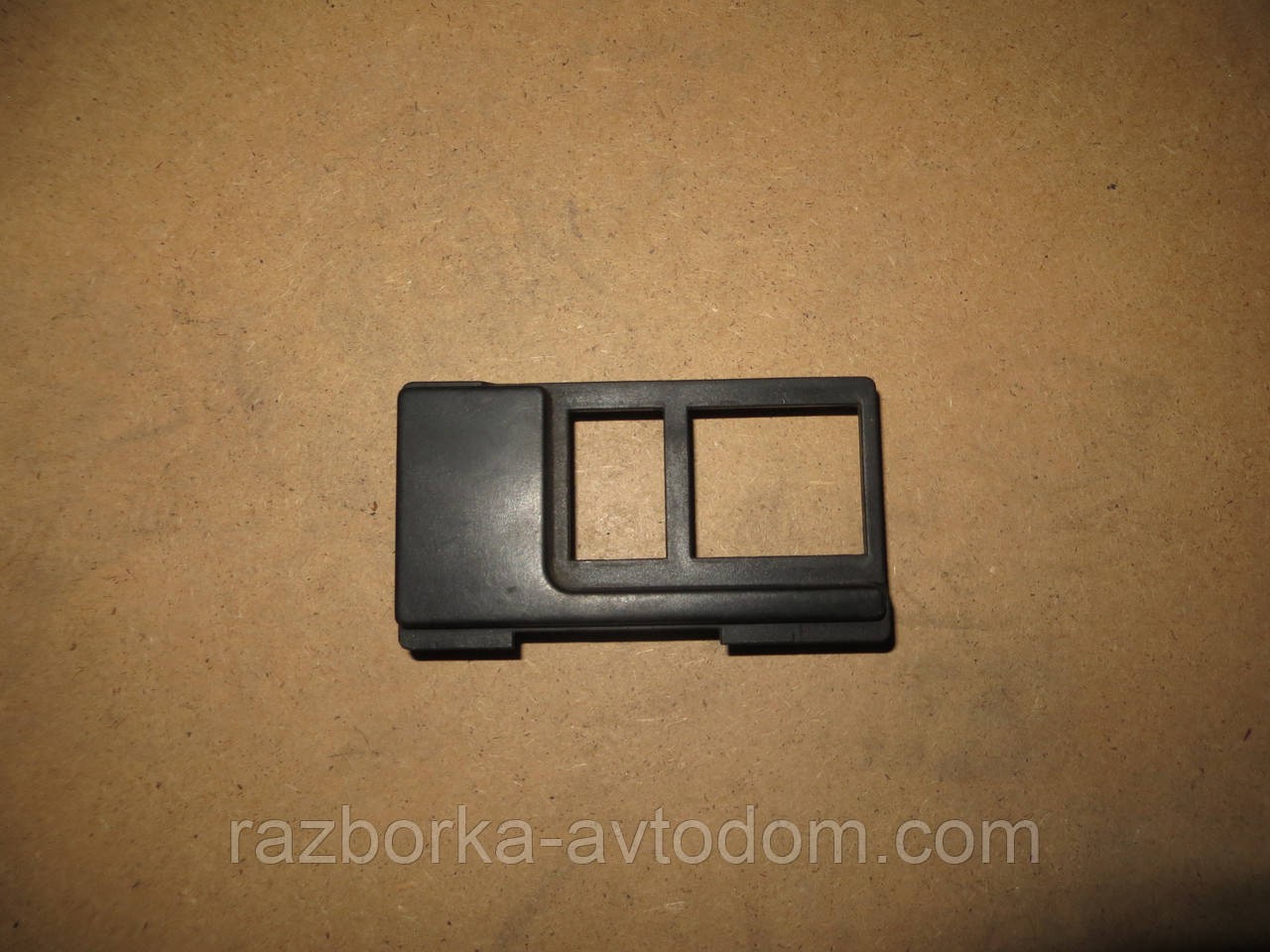 Декоративна накладка торпеди VW Transporter T4 (90-03) OE:701858099