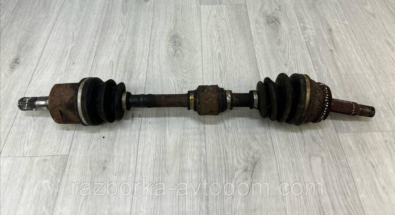 Напівось передня ліва (привод) 1,5CDRI Hyundai Getz (2002-2010) OE:495001C450