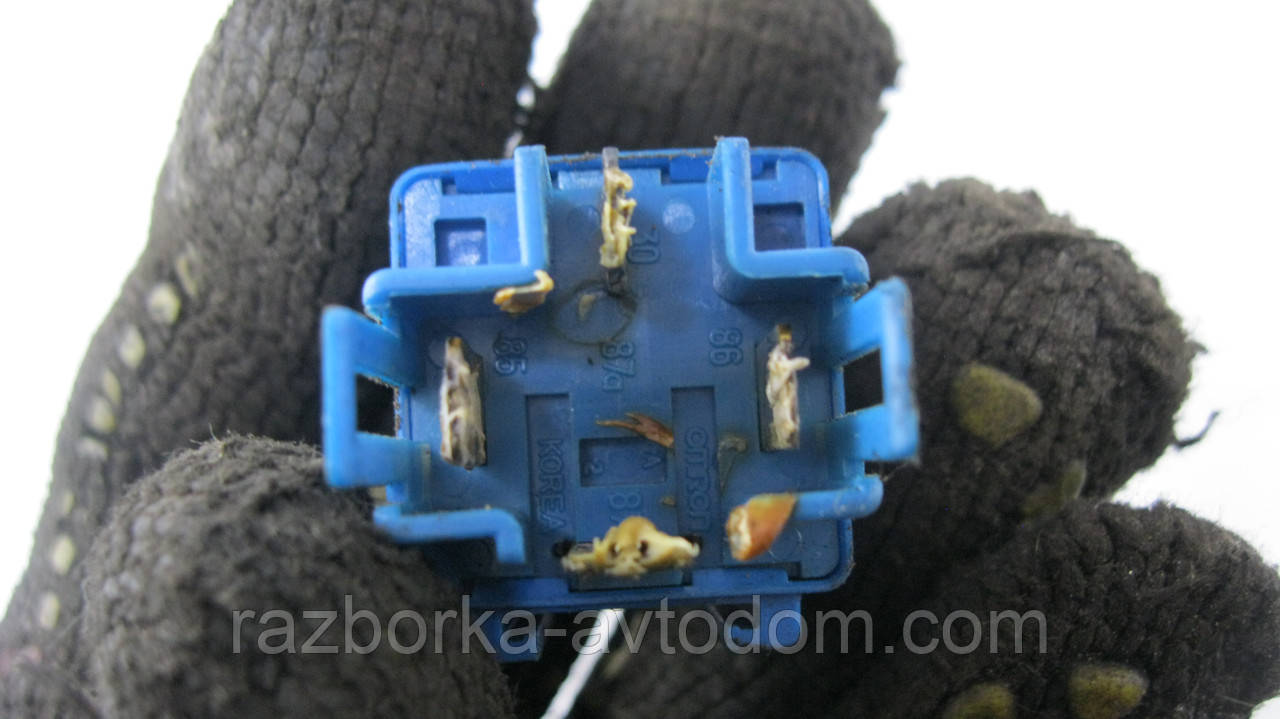 Реле Hyundai Getz (2002-2005) OE:952303A005