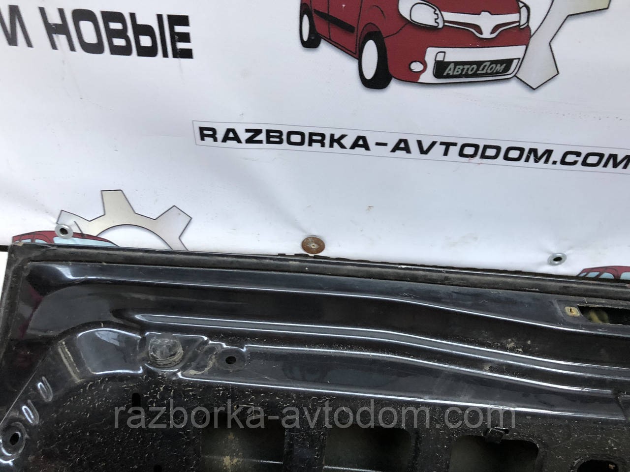Кришка багажника седан BMW 7 E32 (86-93)