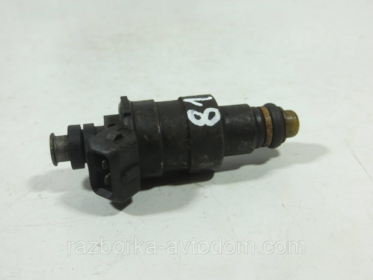 Форсунка бензинова 2.0, 2.3 BMW 3 E30, 5 E28, VOLVO 240, 740, ROVER MONTEGO (1982-1994)