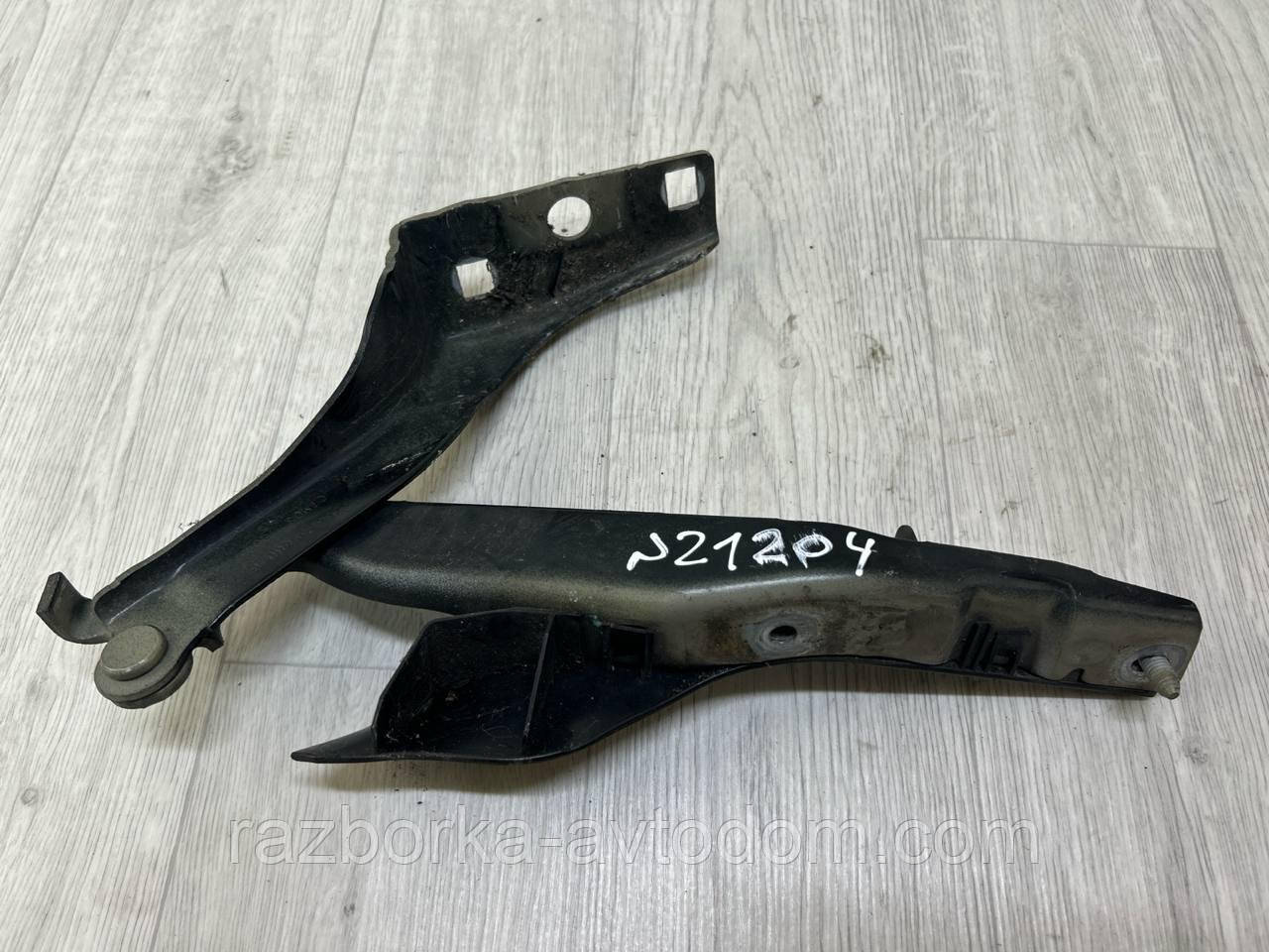 Петля капота ліва Peugeot 308 (07-13) OE:9656739680