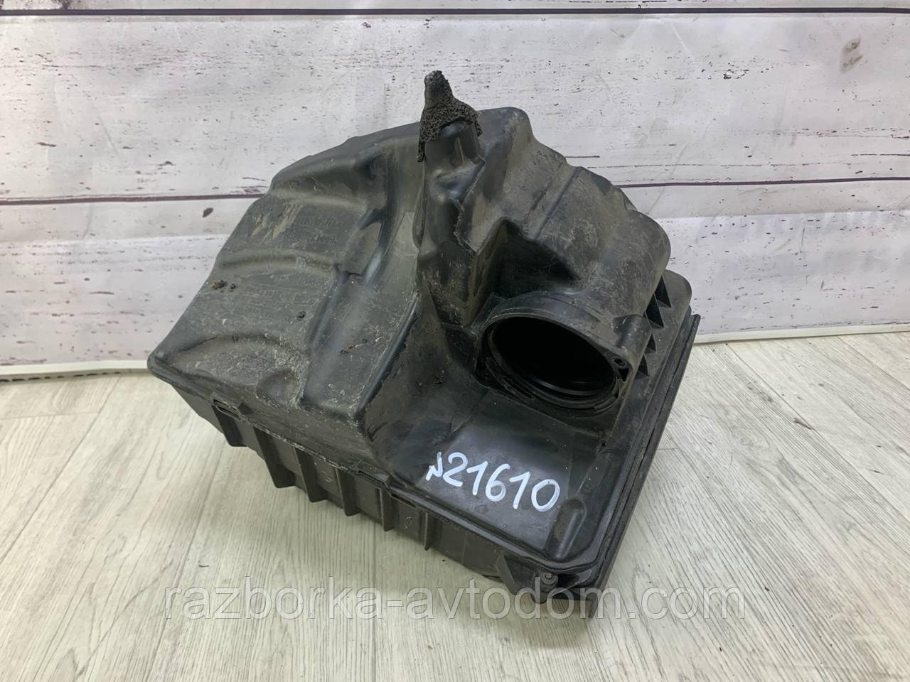 Корпус повітряного фільтра Renault Megane 3, Scenic 3, Fluence OE:8200947663, 820820922