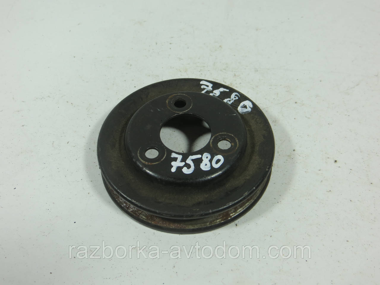 Шкив помпы FORD FIESTA (1976-1989) ОЕ: 6134549