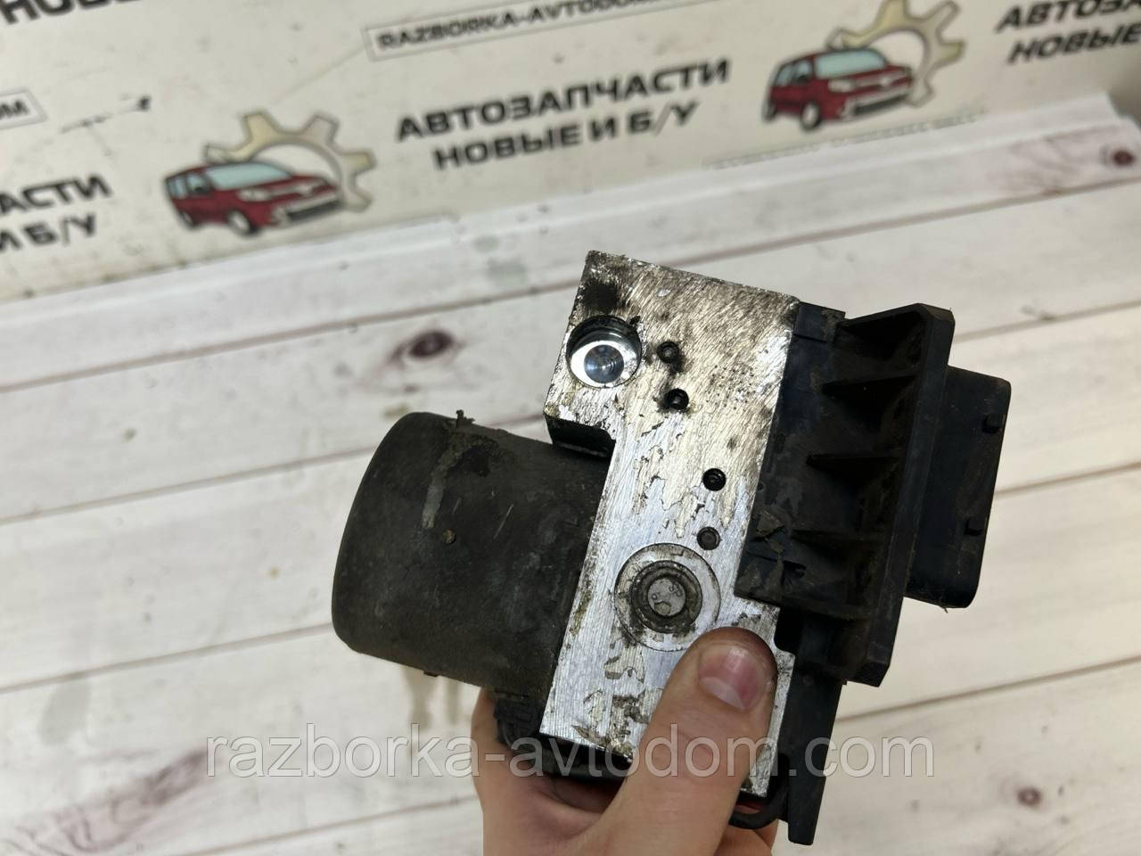 Блок ABS АБС під ESP VW Passat B5 (96-05), Audi A8 94-02, A6 97-04, A4, Skoda SuperB OE:0265202401