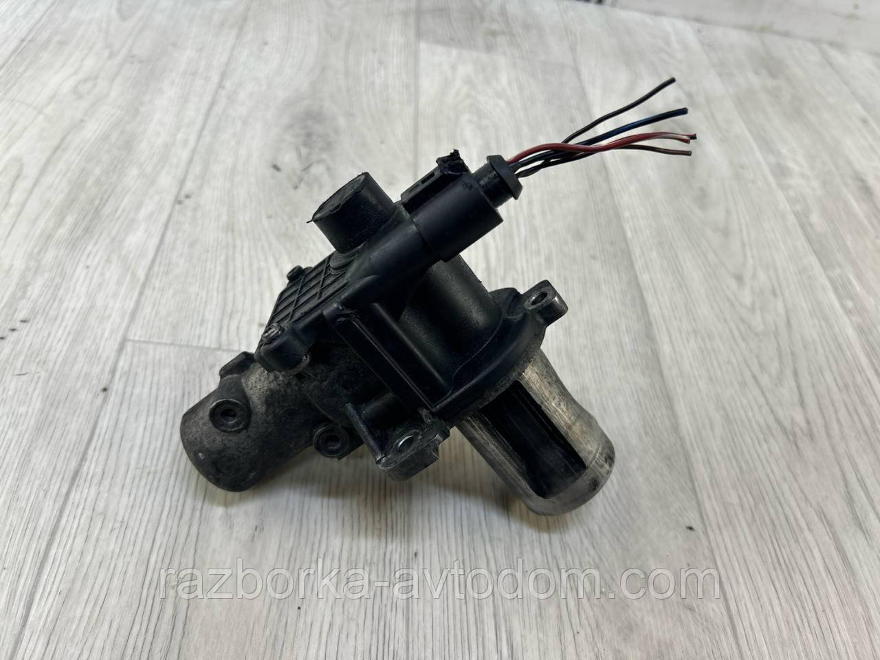 Клапан EGR (ЕГР) VW Transporter T5, Passat B5, B6, Skoda Superb 1, Audi A4, A6 OE:038131501BF
