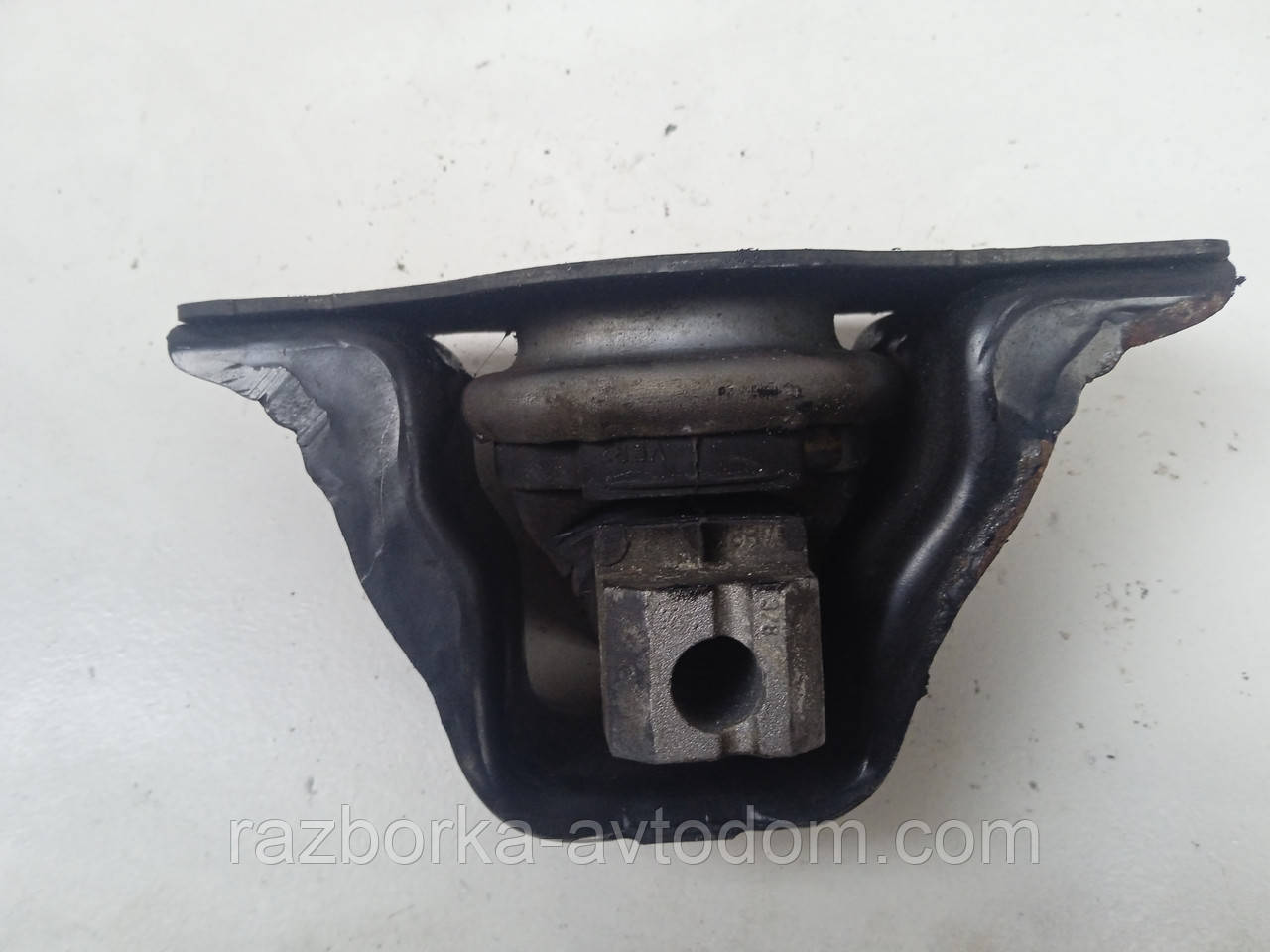 Подушка двигуна права (опора) Renault Megane 2, Scenic 2 (2003-2009) OE:8200549046 фото 2