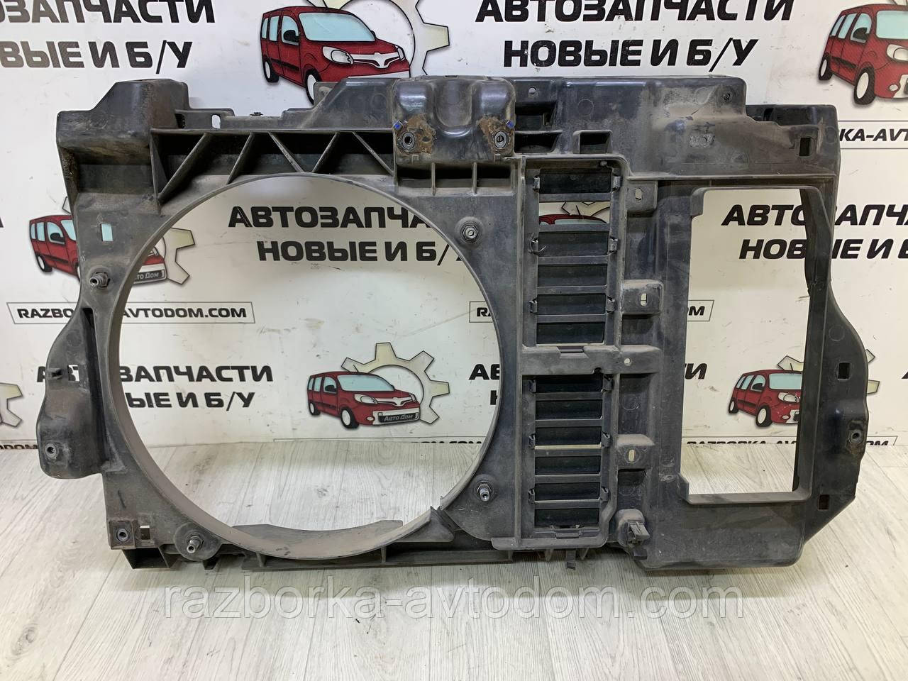 Корпус вентилятора Peugeot 407 (04-11)