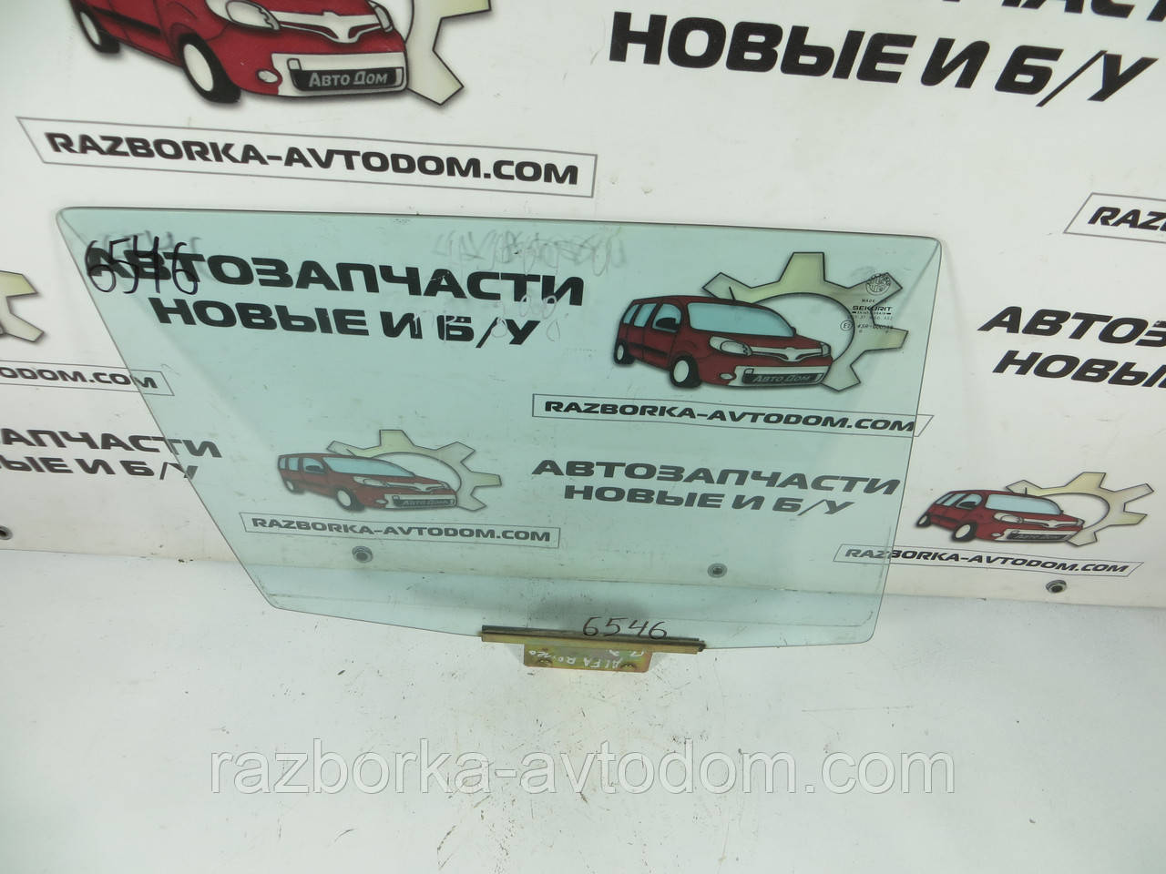 Скло дверей Alfa Romeo 33