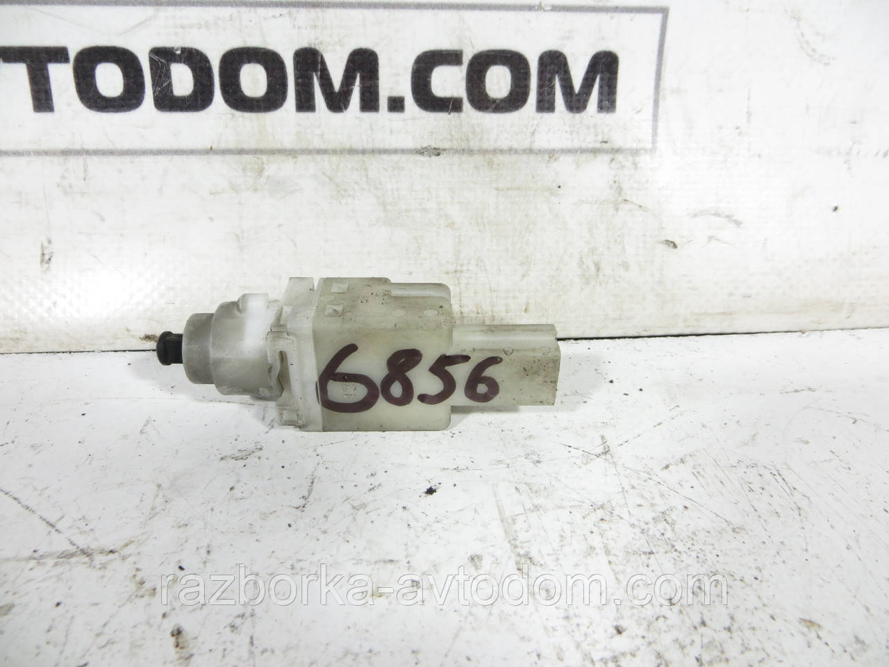 Датчик положення педалі гальма FIAT DOBLO (2000-2009) ОЕ: 0911034
