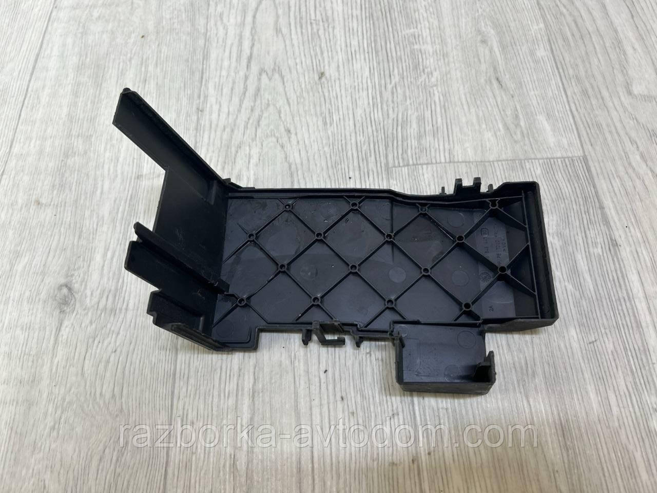 Кришка блока запобіжників верхня Peugeot 308 (07-13) OE:9664944780 фото 2