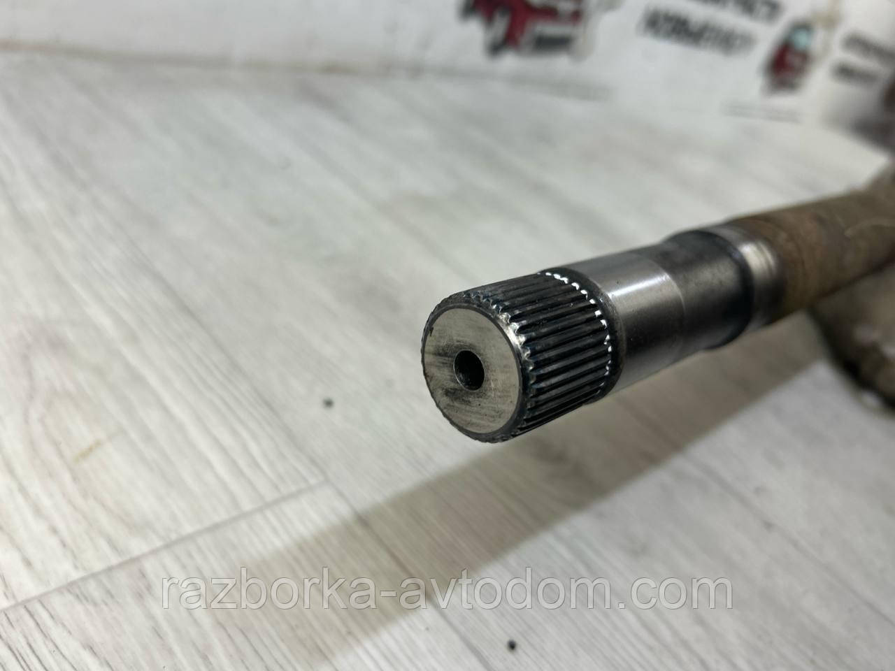 Напівось передня права (привод) (28/37) Peugeot 407 (04-11), 508, 607,Expert, RCZ, Citroen C5 OE:3273GE, 9644668280