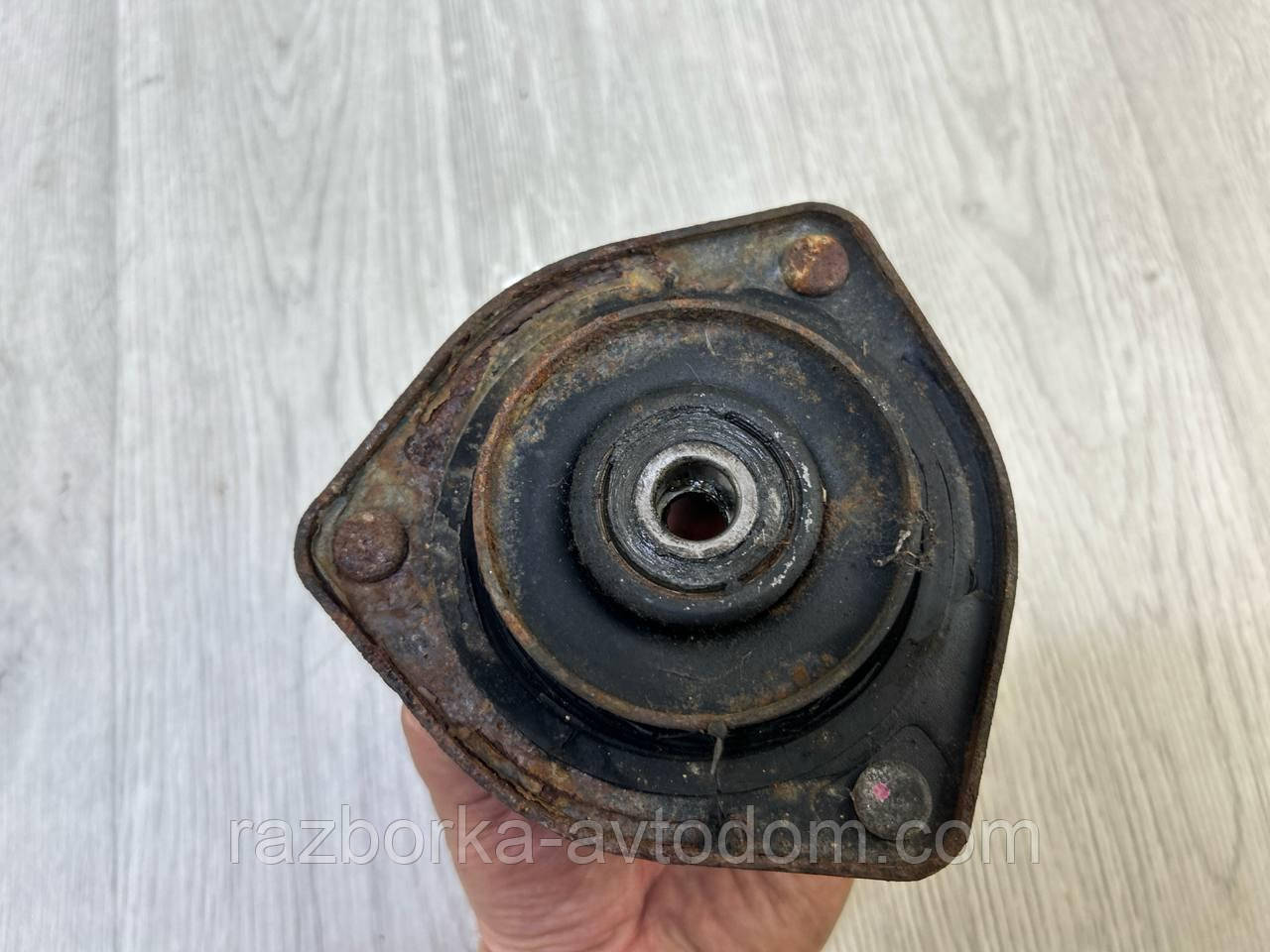 Опора амортизатора переднього Hyundai Getz (02-10) OE:5461025000 фото 2