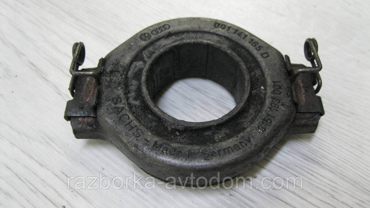 Витискний підшипник зчеплення VW LT 28-35, LT 40-55, Transporter T3, Passat B2, Audi 100 C3, 200 C3 OE: 091141165D
