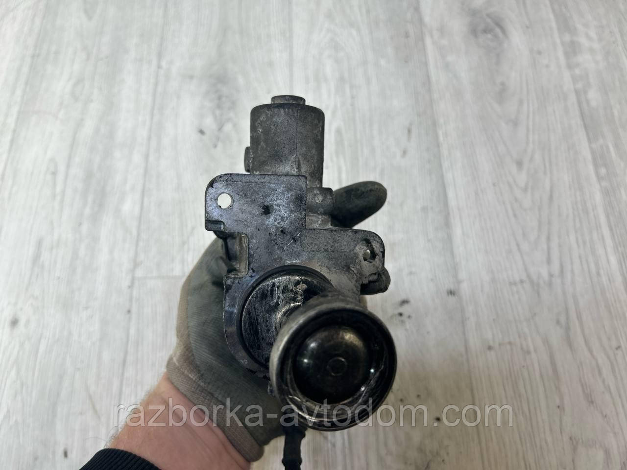 Клапан ЕГР EGR 1,9TDI, 2.0TDI Skoda Superb 1 (02-08), VW Passat B5, Transporter T5, Audi A4, A6 OE:038131501ad