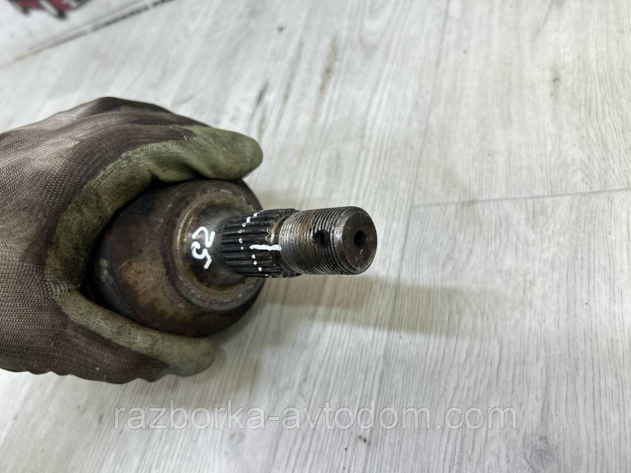 Напівось передня права (привод) (24/25) 1.9D, 1.6i, 2.0HDI Citroen Berlingo (96-08), Peugeot Partner OE:9624445180