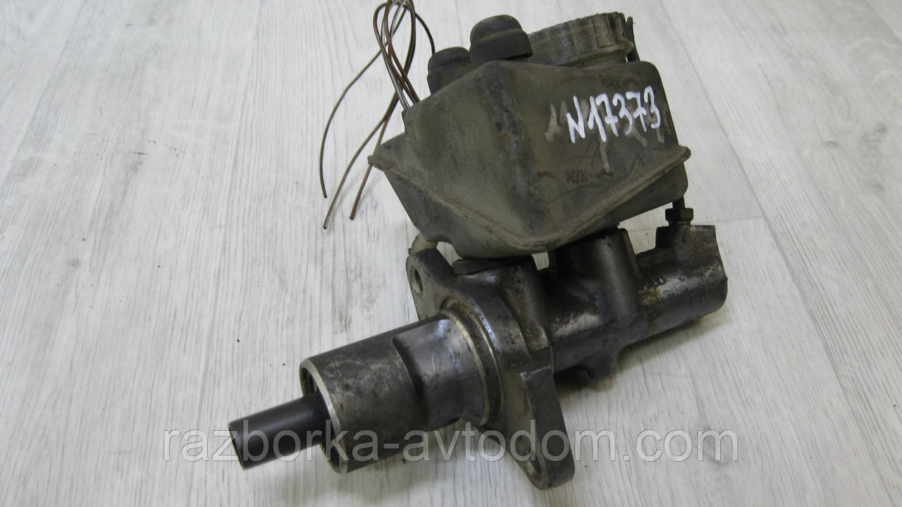 Головний гальмівний циліндр ATE Mercedes W124 (1984-1996) OE: A0044303401