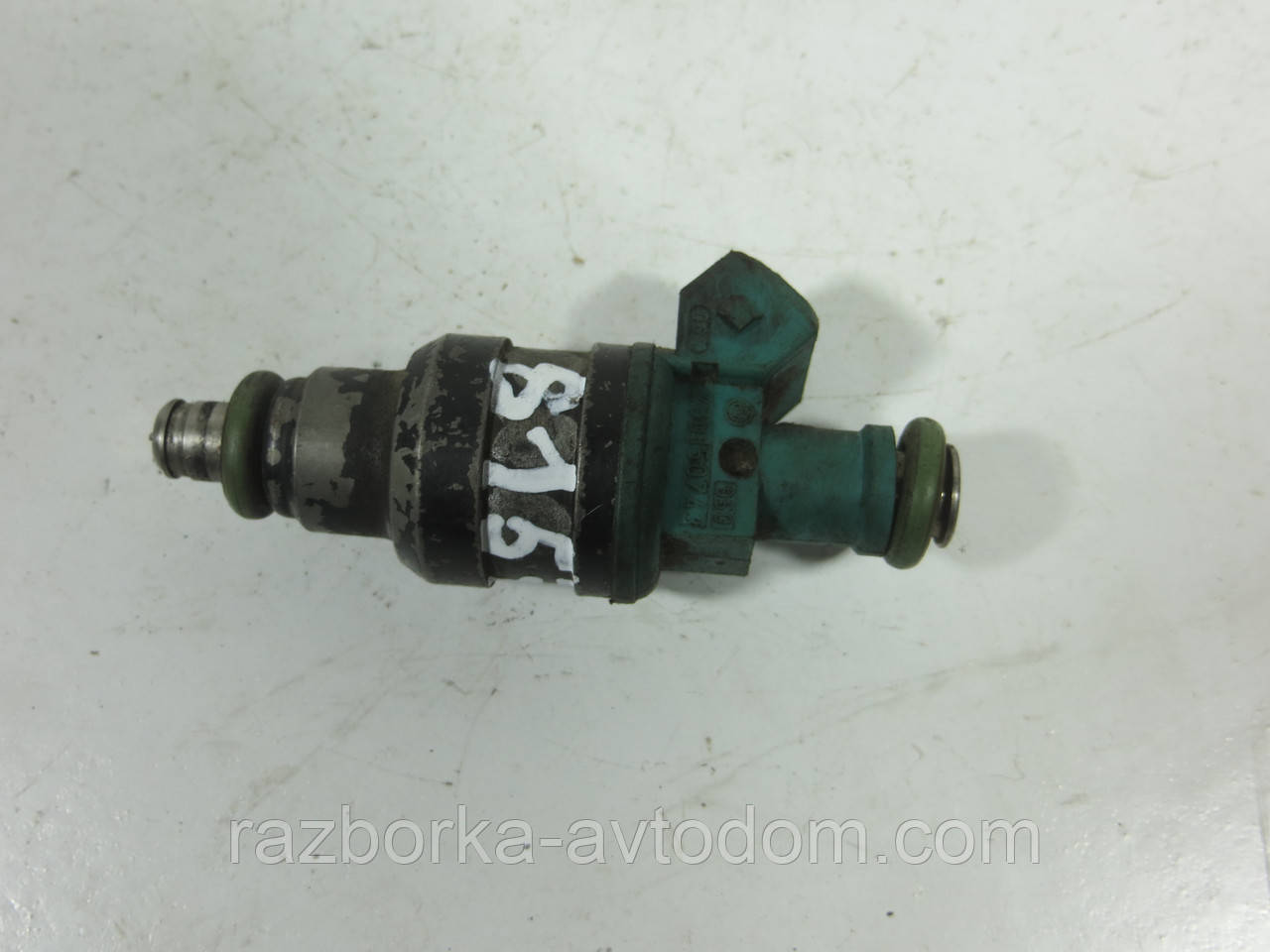 Форсунка бензинова 2.0 8V FORD SIERRA, SCORPIO (1982-1993) ОЕ: 0280150743