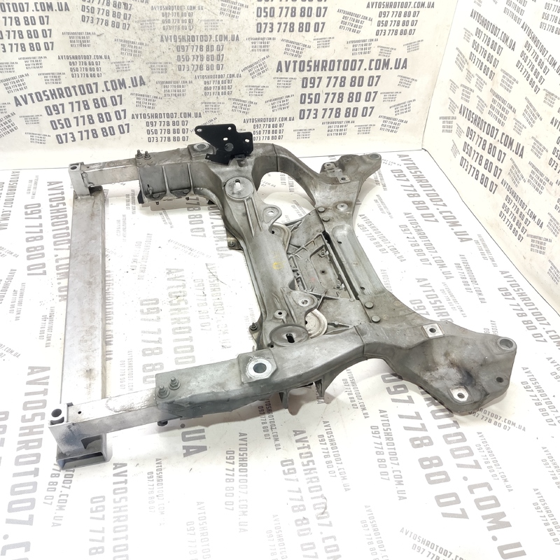 Підрамник передній Infiniti Q50 (13-24) 3.0Б OEM 544014GA1A
