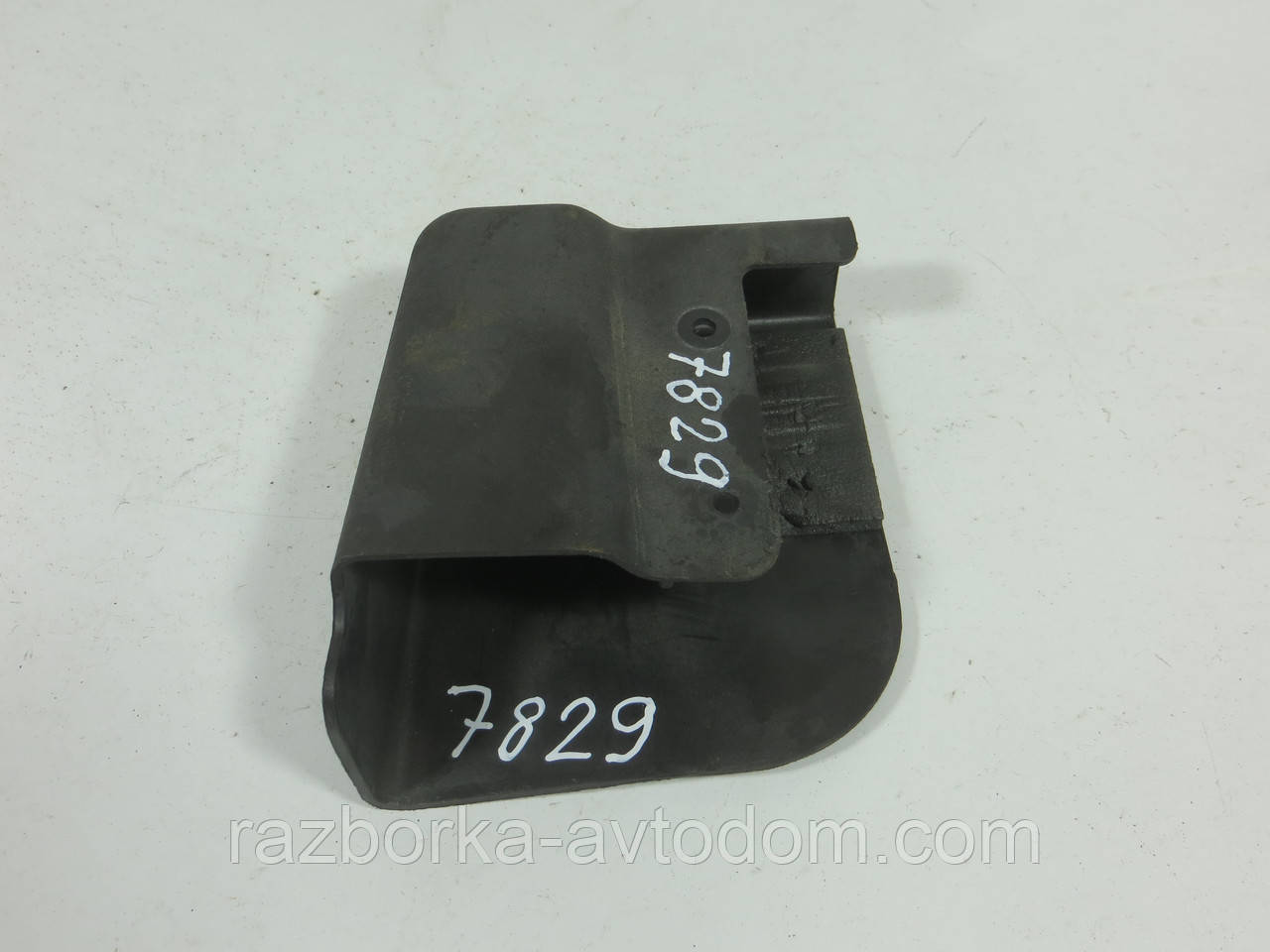 Кожух замка дверей передній правий FORD CONNECT (2002-2013)ОЕ: 2T14-V218B14-DB, 2T14V218B14DB, 1361294, 1337820