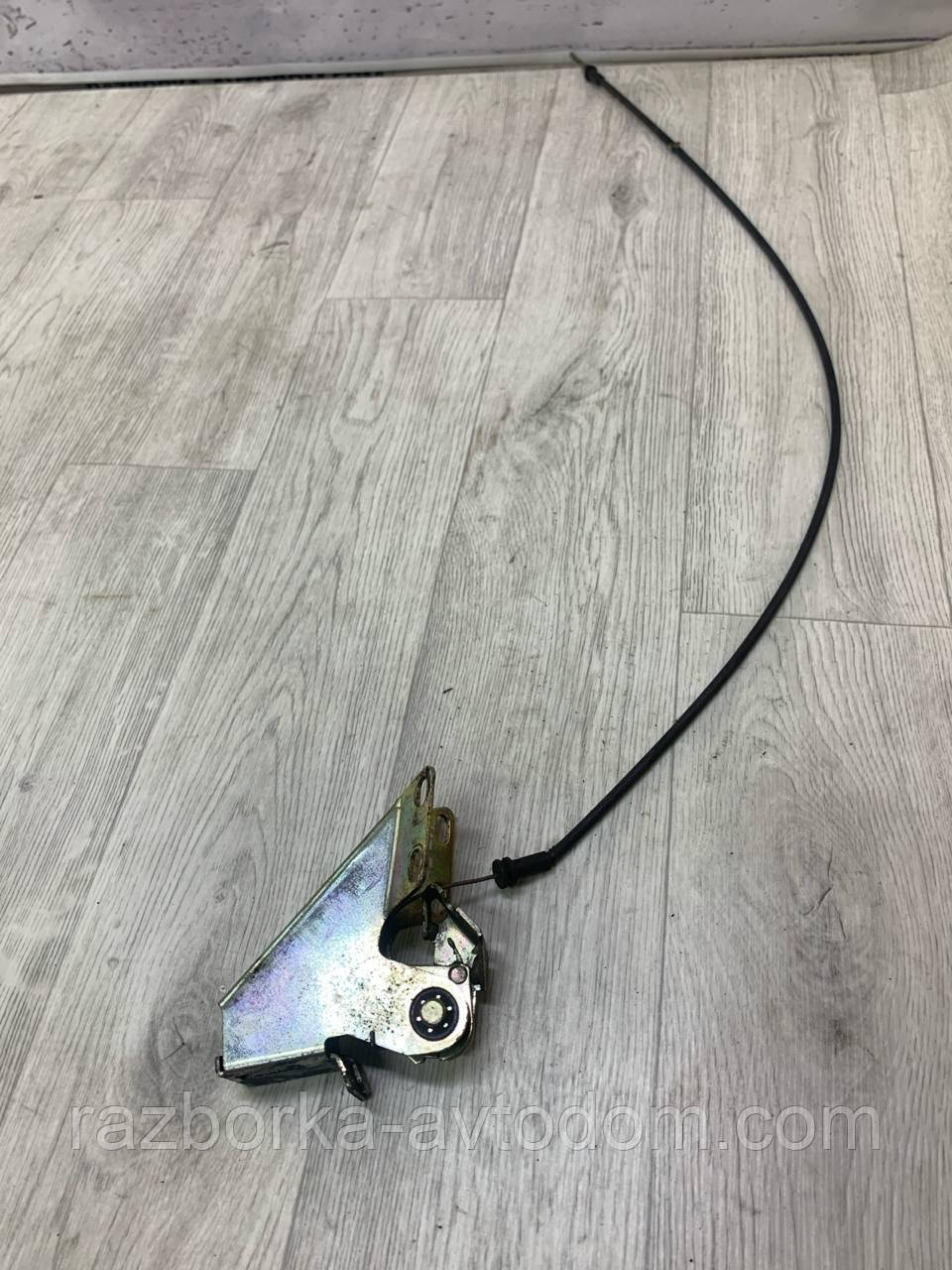 Замок дверцят задньої лівої лівої двостулкової Mercedes Vito W638 (1996-2003), OE: A6387400335