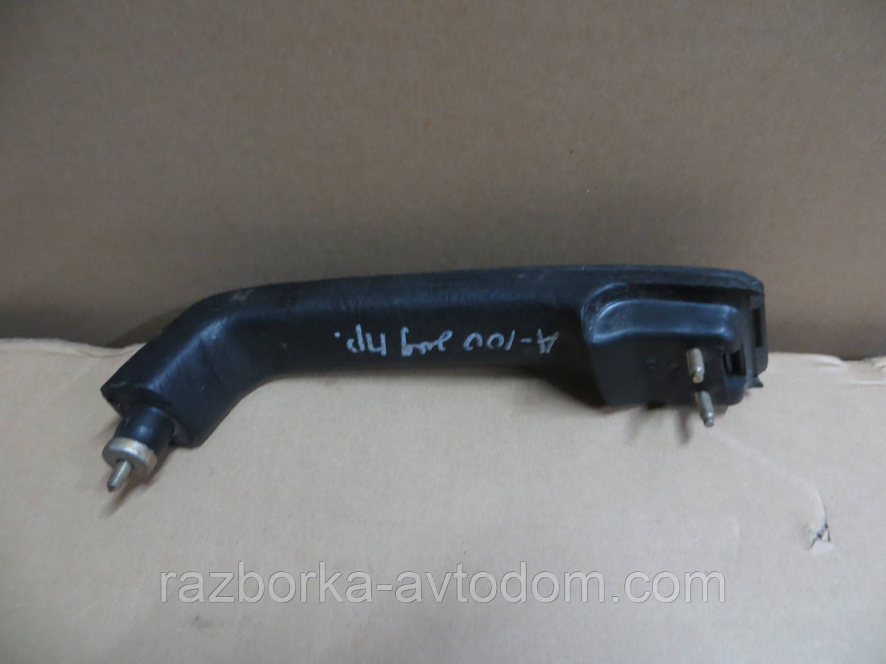 Ручка внутрішня права Audi 100 C3 (82-91) 443857172
