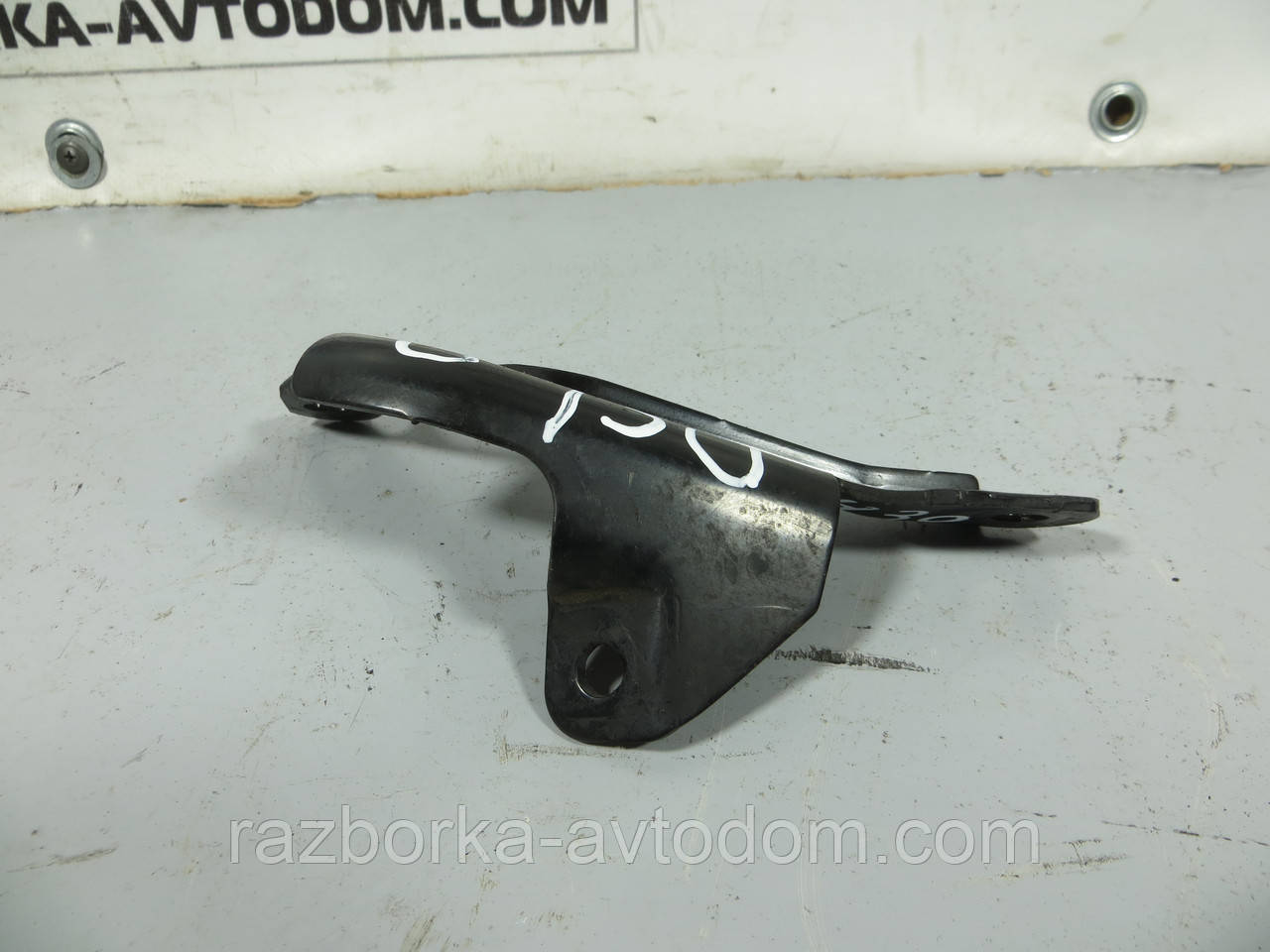 Кронштейн кріплення ТНВД 1.6HDI 16V CITROEN BERLINGO (2008-2018), Peugeot Partner ОЕ: 9685250080