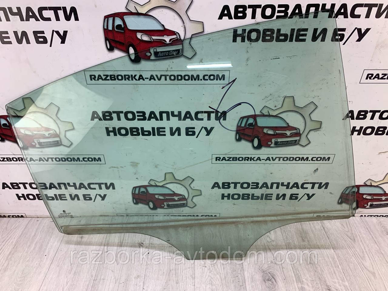 Скло дверей задньої правої Skoda Superb (02-08) OE: 3U5845206A