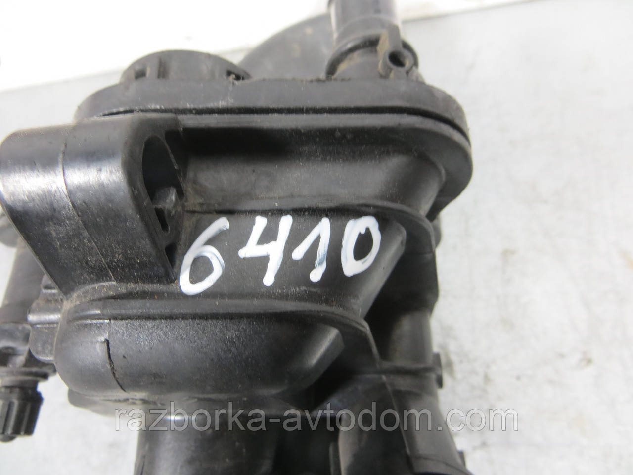 Корпус термостата 1,6 HDI CITROEN BERLINGO (2008-2018) ОЕ: 1336-AX