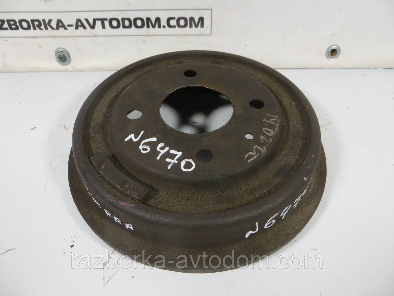 Тормозной барабан задний Ford Sierra , Escort , Orion , Taunus  ОЕ:  6183822