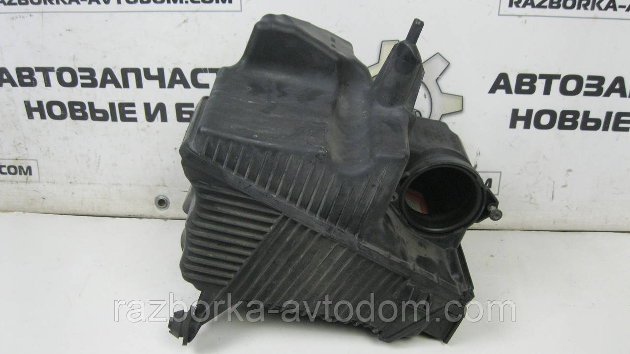 Корпус повітряного фільтра Renault Megane 2 (2003-2009) OE:8200378882