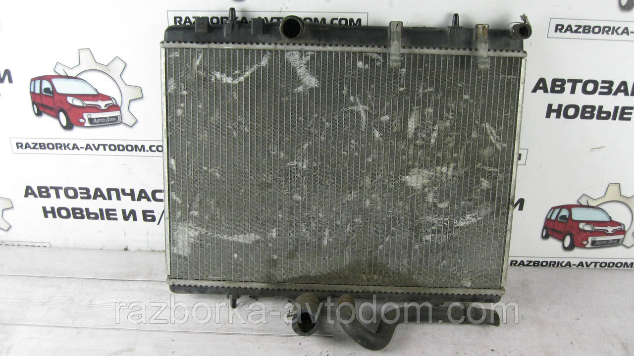 Радіатор охолодження двигуна Citroen C4 (2004-2011), Peugeot 307 (2001-2005) 2.0HDI OE:1330 G9, 1330G9, 96474
