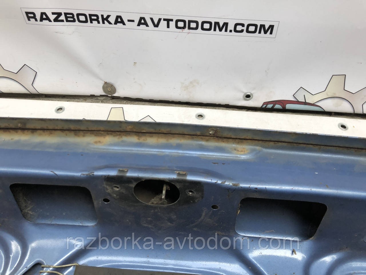 Кришка багажника седан Opel Commodore C (1978-1982)