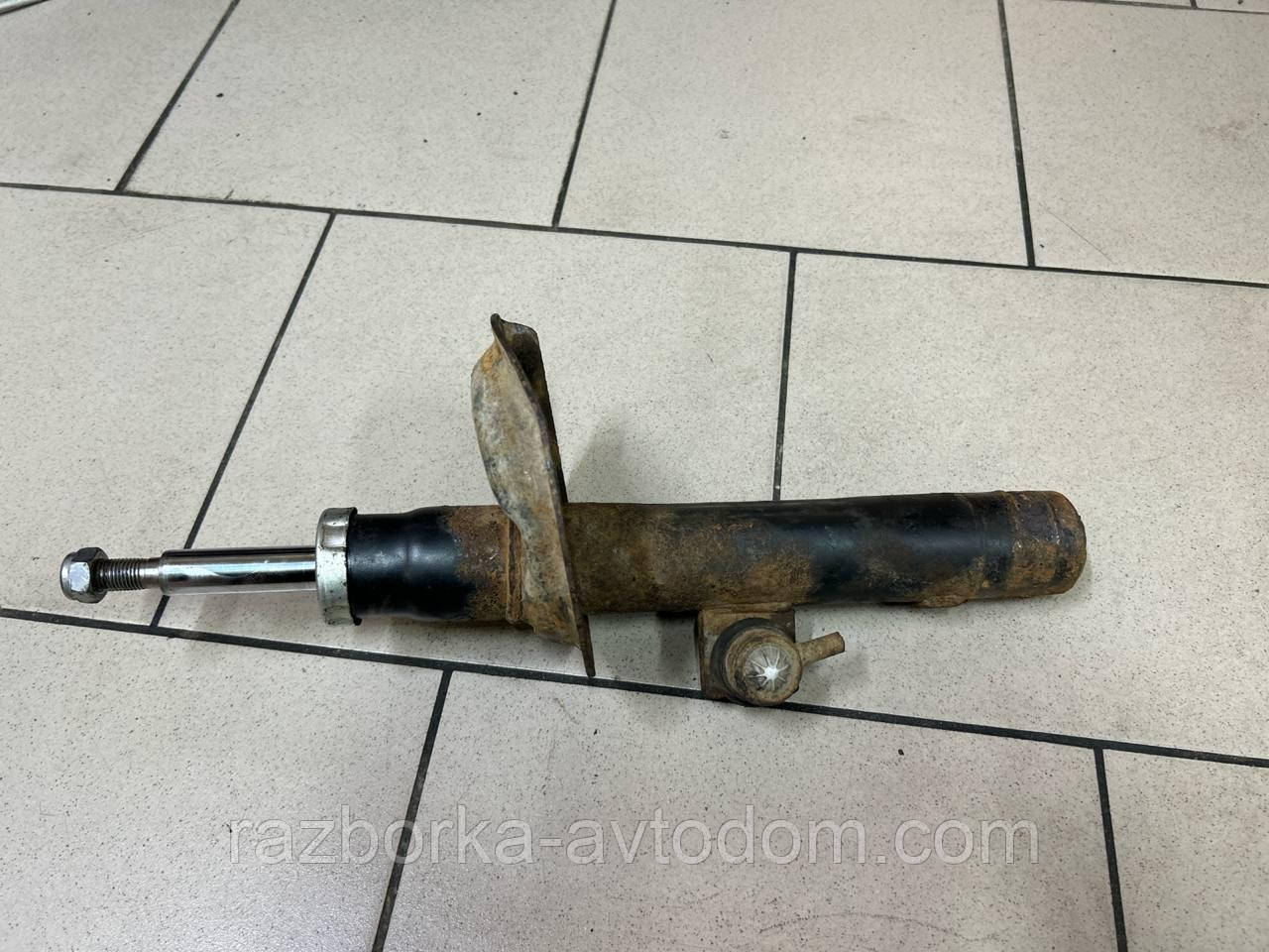 Амортизатор передній правий Citroen Berlingo (03-08), Peugeot Partner (03-) OE:5202GQ