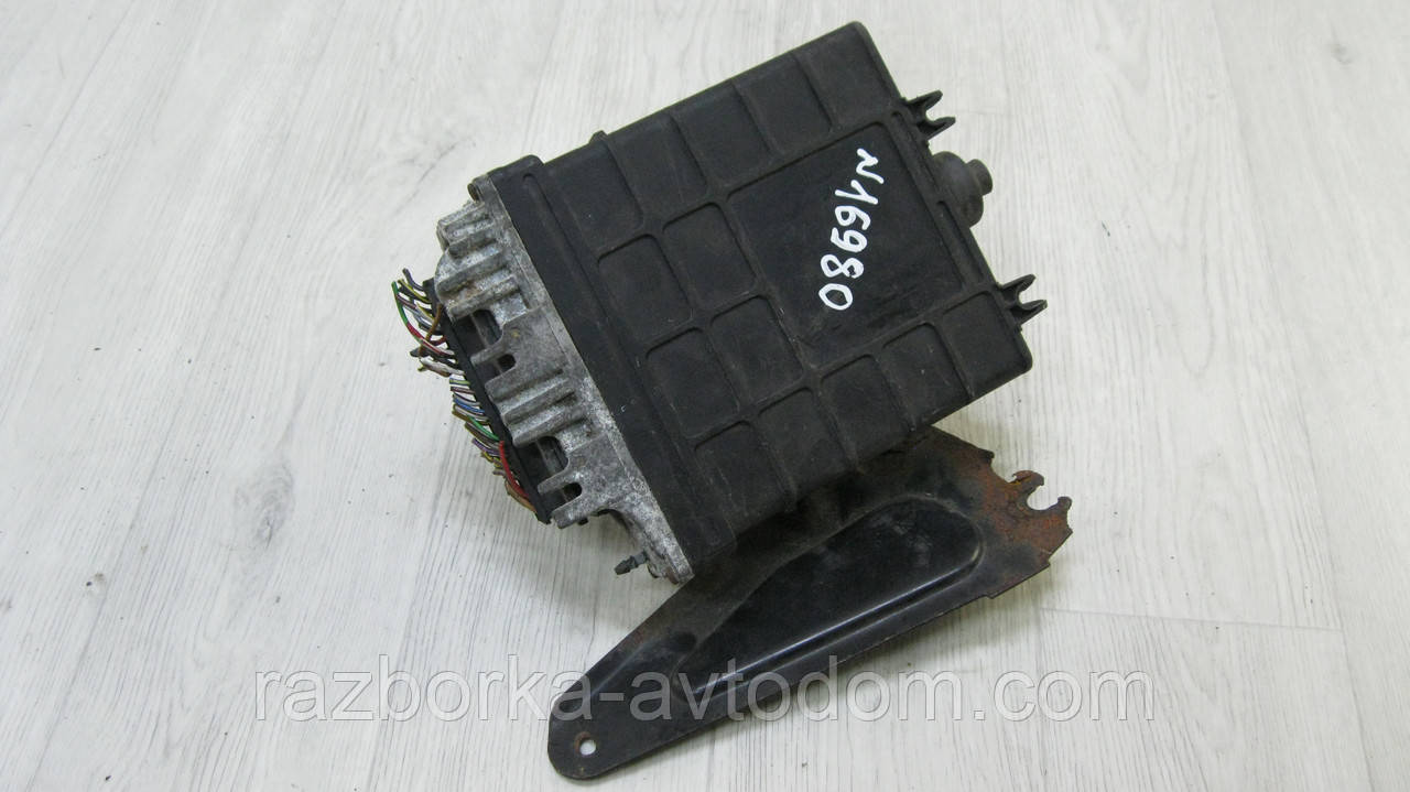 Електронний блок керування двигуном (ЕБУ) мізки VW T4 (1990-2003) 2.5TDI OE: 0281001154, 0281001155
