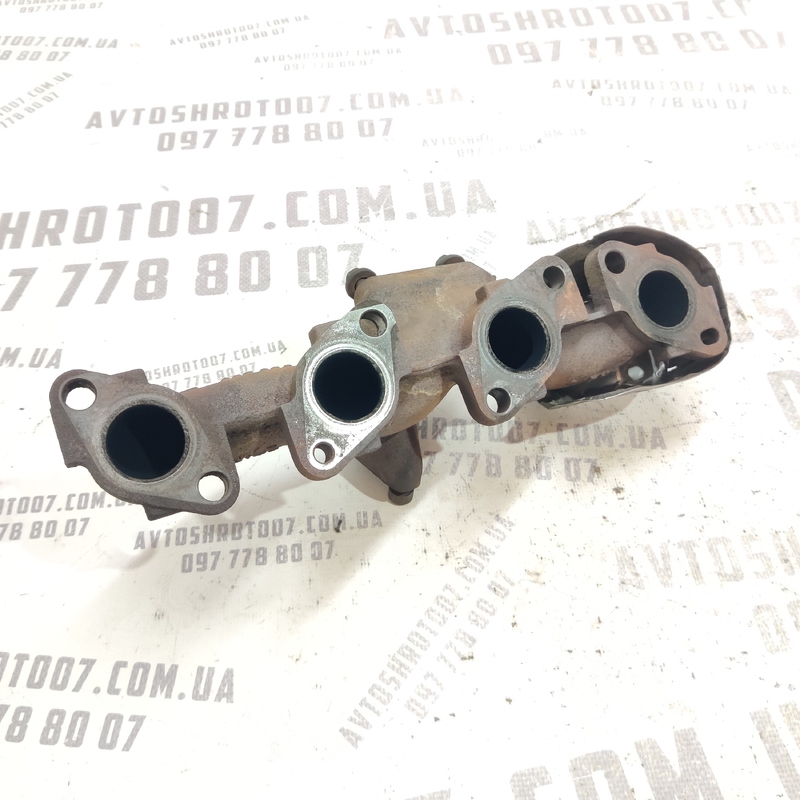 Колектор випускний Audi A4 B8 (07-15) 2.0 дизель