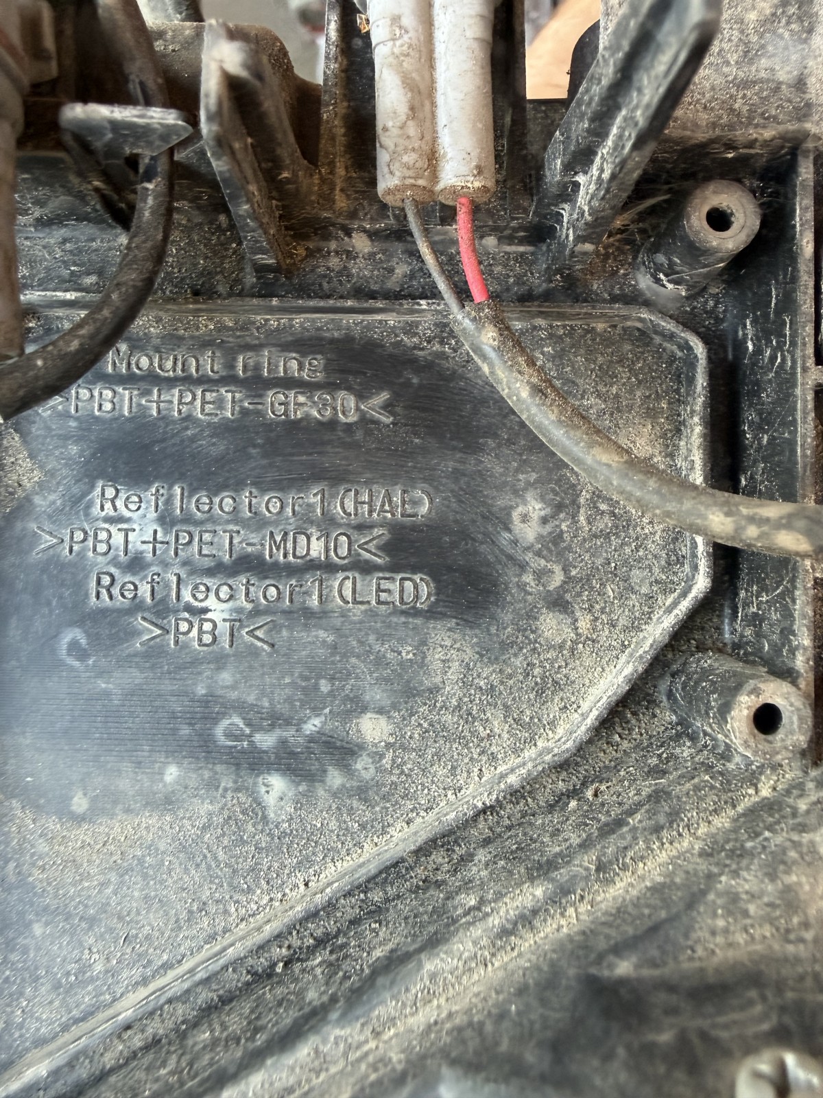 Фара Toyota Rav4