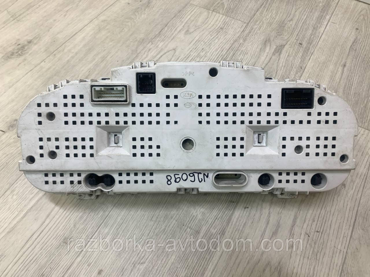 Панель приборов Kia Cerato (2006-2009),  1.6i OE:940232F560