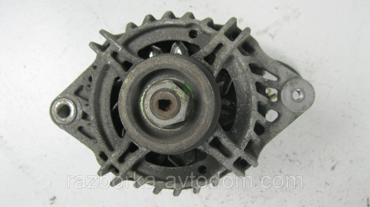 Генератор 3140080E1 б/у (Denco) Suzuki Swift  1,3i (4 ПАЗ руч) 60А