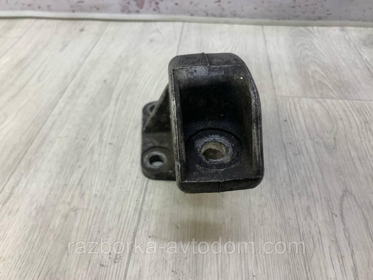 Кронштей, кріплення КПП (ЛАПА) Fiat DUCATO JUMPER BOXER (94-02) OE:1301058080