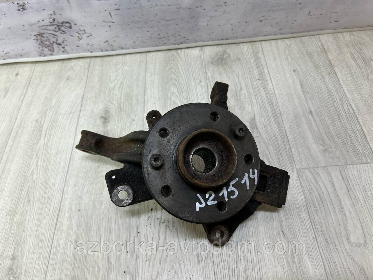 Поворотний кулак передній лівий (ступиця/дряпфа) Renault Scenic 3, Grand OE:400159066R