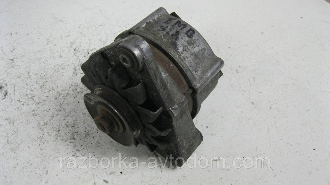 Генератор CA122IR б/у (Bosch) Bmw E21, E30, E28, E24, E12, E26 (1 ПАЗ клин) 65 А