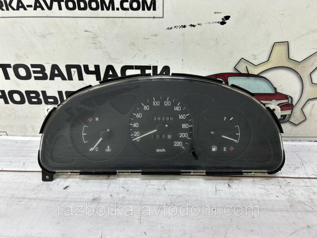 Панель приладів (щиток) без тахометра Daewoo Lanos / Sens OE:96557750