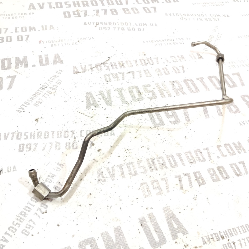 Паливна трубка Audi A4 B8 (07-15) 2.0 дизель