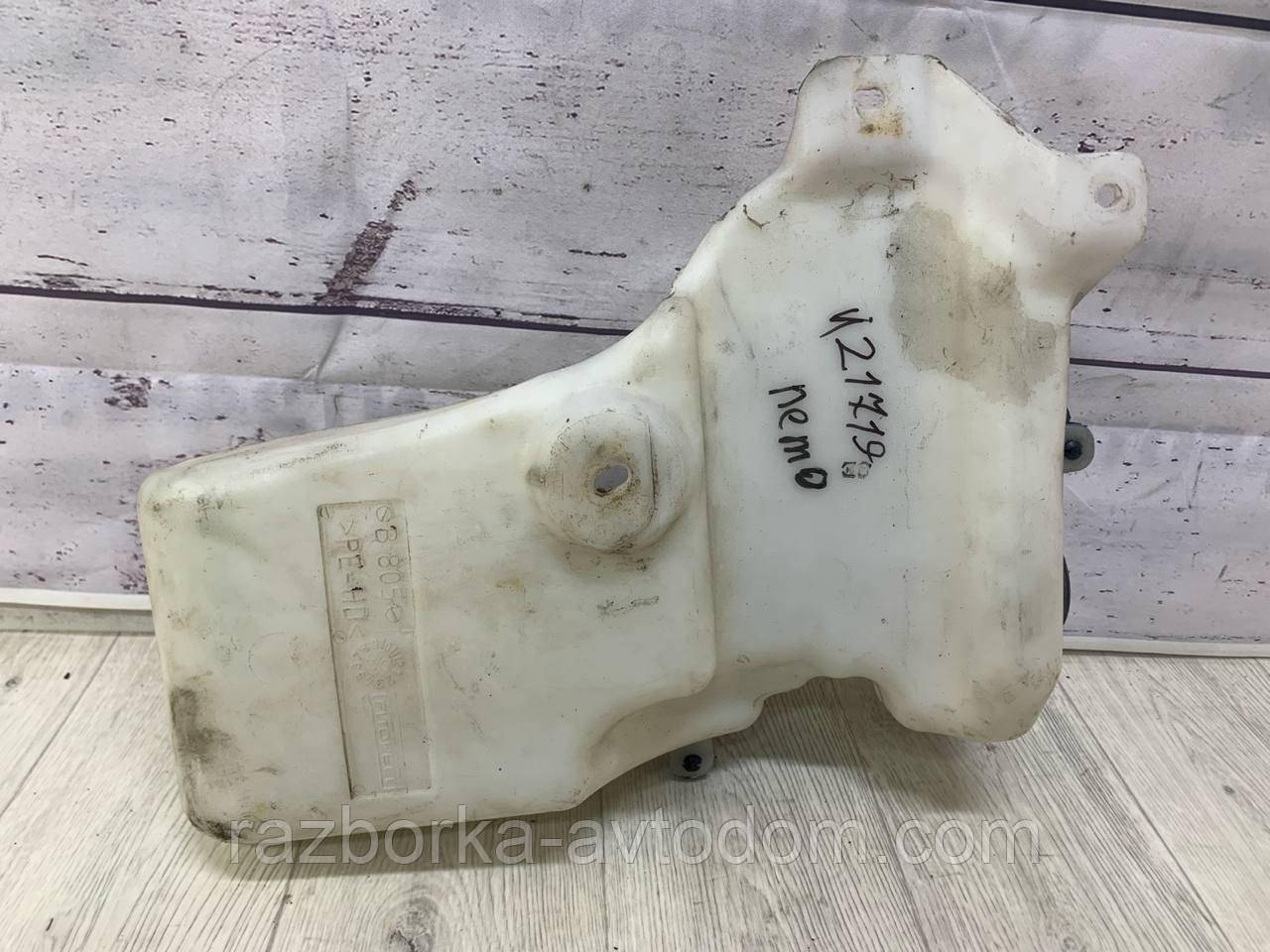 Бачок омивача з моторчиком Citroen Nemo (2008-) , Peugeot Bipper, Fiat Fiorino ОЕ: 1354615080