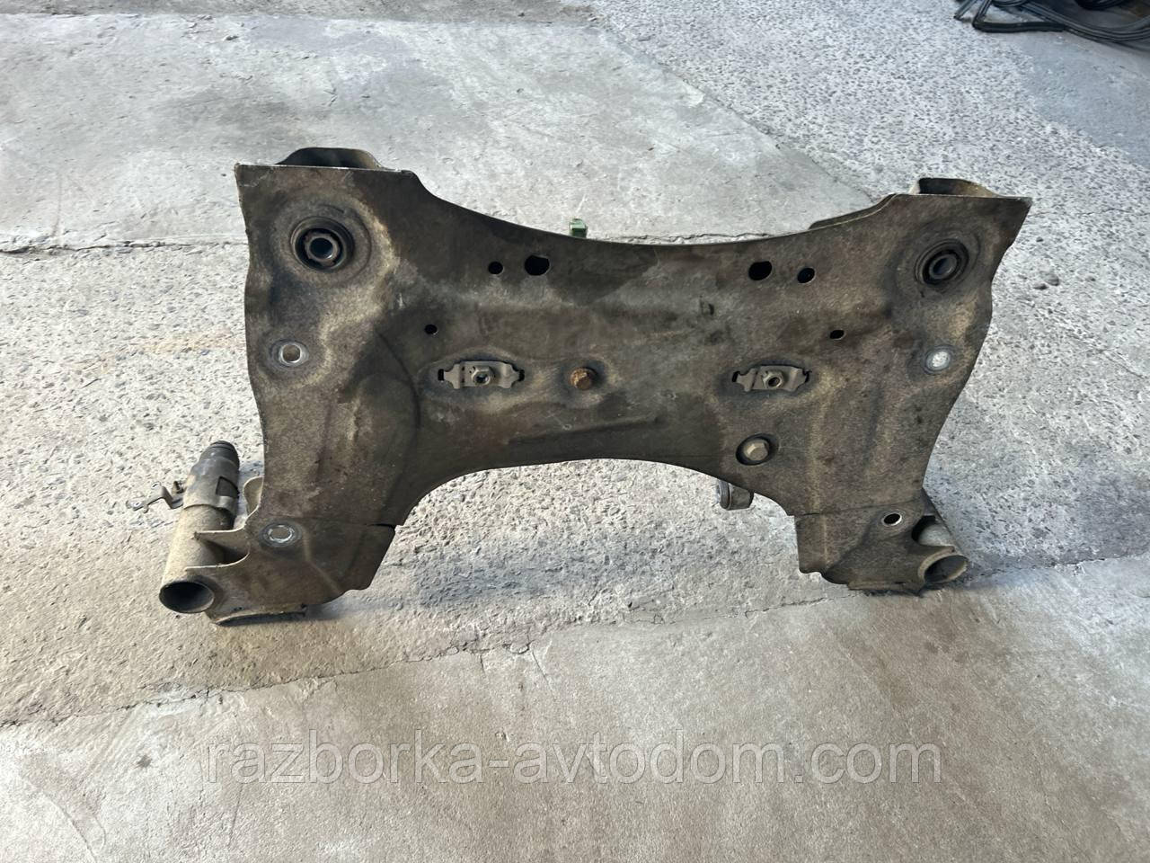 Балка передньої підвіски (підрамник) Renault Scenic 3, Grand Scenic 3, Fluence (09-16) OE:544010579R